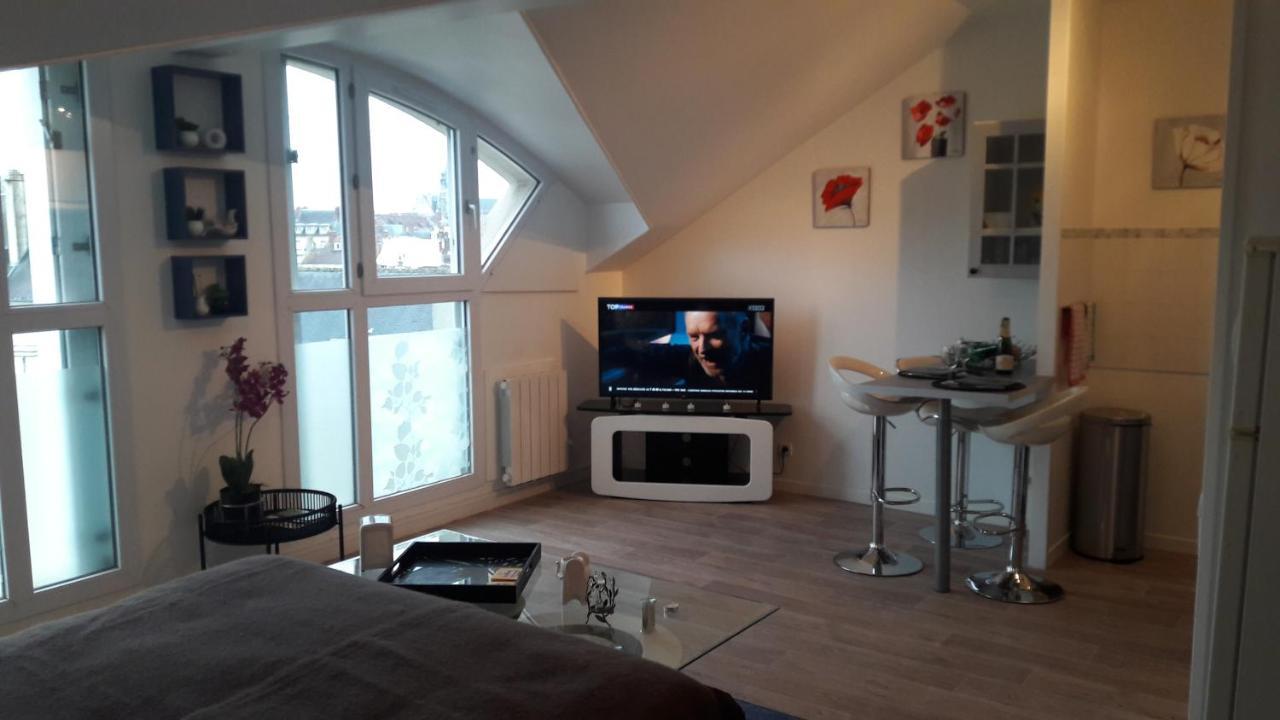 Le Parmentier Lägenhet Compiègne Exteriör bild